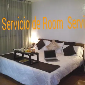 Quinta Paredes 3*, Bogotá Colombia